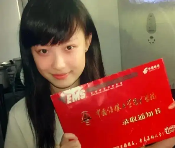 对此就连彭于晏也表示跟倪妮的遭遇是一样的,也是因为学生时期很胖