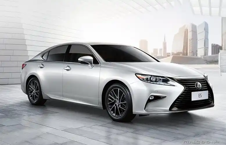 2021小轿车图片大全时尚轿车高清图片欣赏