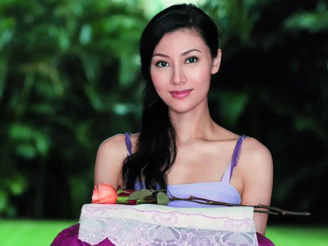 大美女李嘉欣家居生活高清图片素材2(16p)