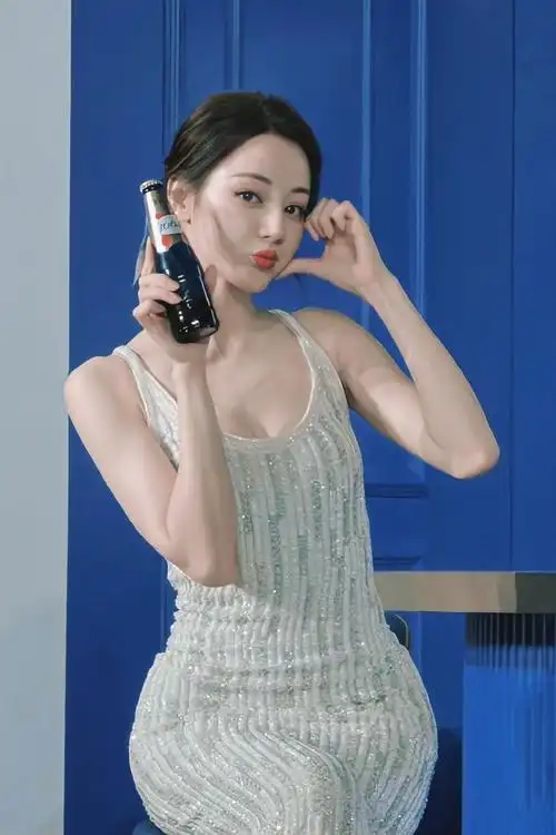 明星玉足高跟鞋