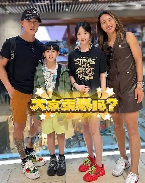 吴尊女儿长大后美到犯规!14岁身高170cm,穿短裙大长腿太抢镜了