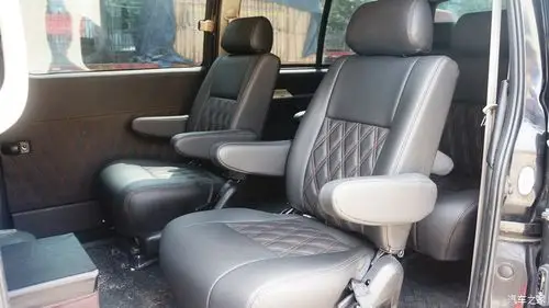 【改装篇】金杯阁瑞斯9座改装篇