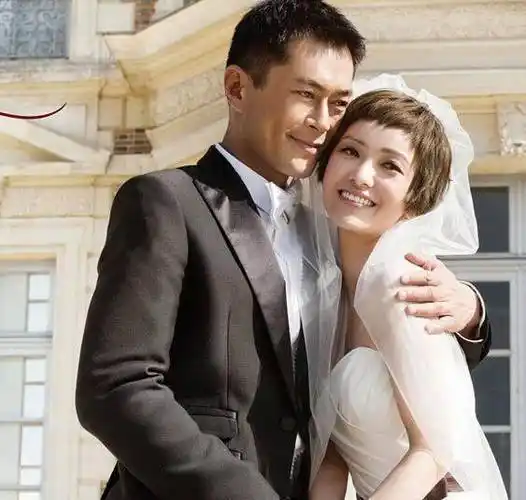 古天乐为了等她47岁至今未娶终于公布恋情婚纱照超养眼