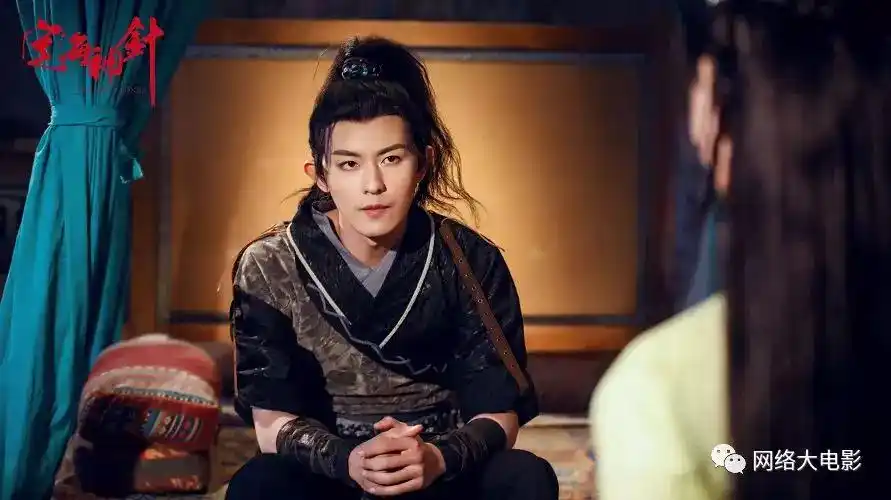 《定海神针》中,由当红实力派演员敖犬饰演男一号——"化为人形的