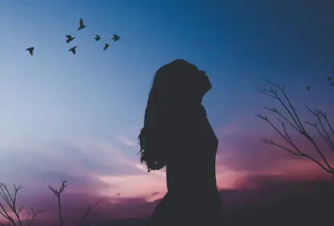 心理学:你感觉四个女孩背影,谁最无助?测你的第六感准不准!