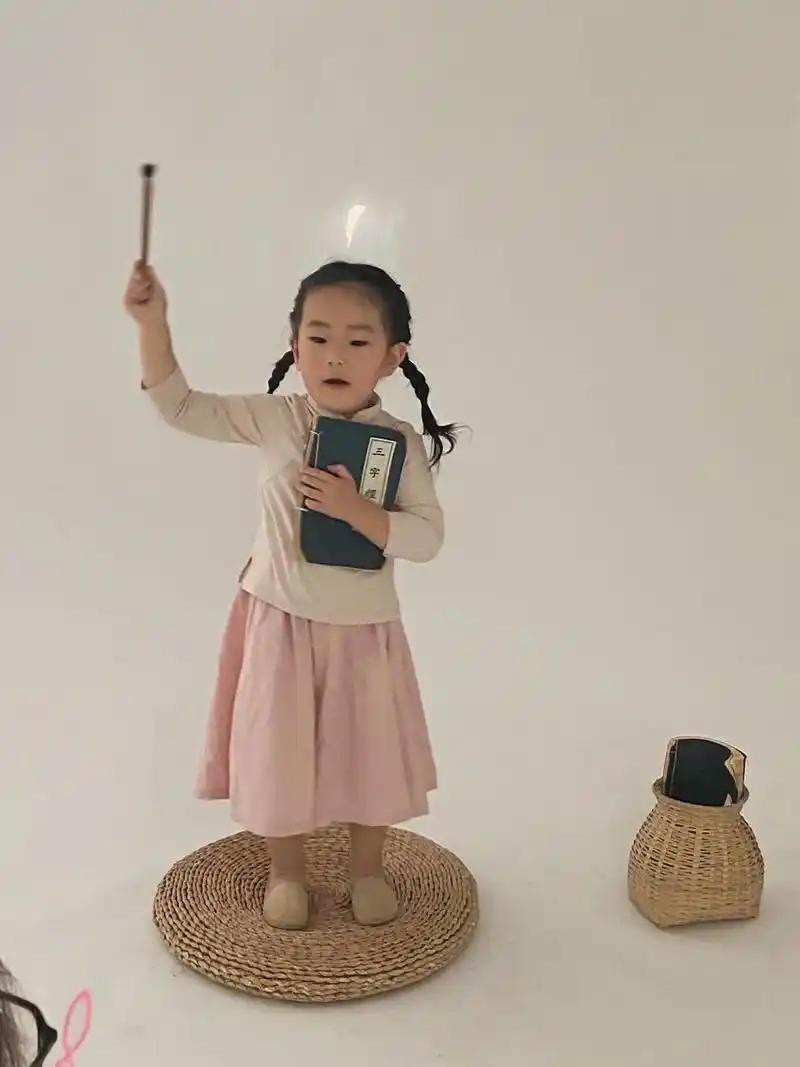 宝贝家族儿童摄影  宝宝的三周岁照片,拍的非常满意,每套服 - 抖音