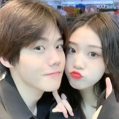 双人情头真人版一对 甜蜜的情头双人同框真人高清图片