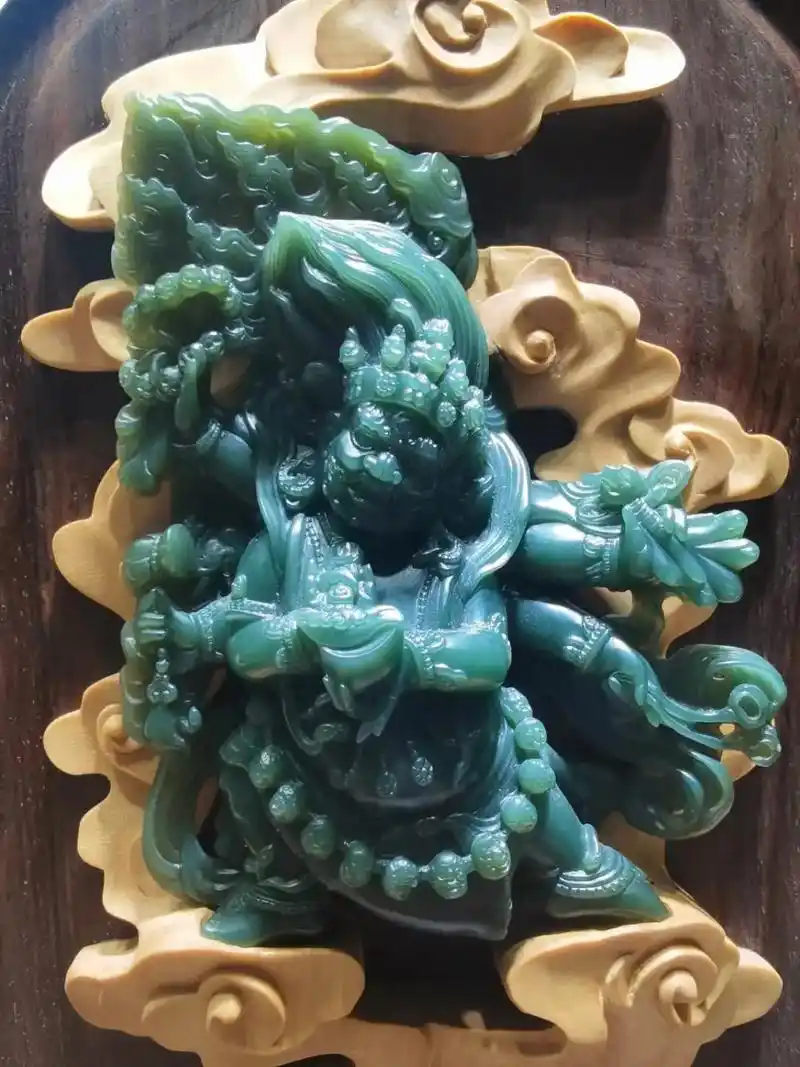 青玉六臂大黑天