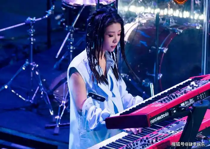 我们的乐队第八期节目精彩提前知三金宣战评委谢霆锋