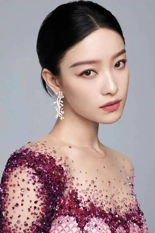 女星倪妮写真合集:端庄大气,典雅高贵