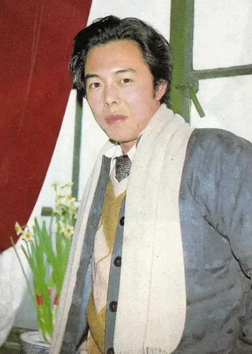 张铁林个人资料("皇阿玛"张铁林的风流情史,和他一生爱过的8个重要