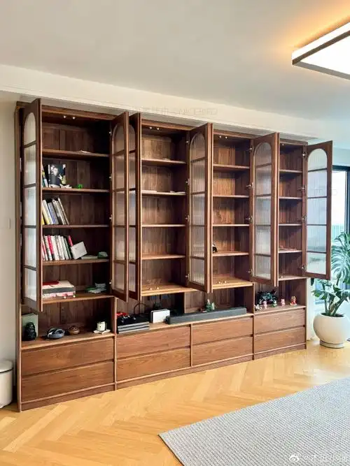 94坐标:北京客厅纵向约3.