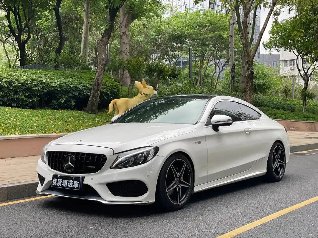 奔驰c200轿跑版 2018年2月上户/特惠19.8万/嘎嘎 - 抖音