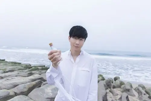 林俊杰全新专辑『伟大的渺小』 一人包办台湾9亿次点听下载次数