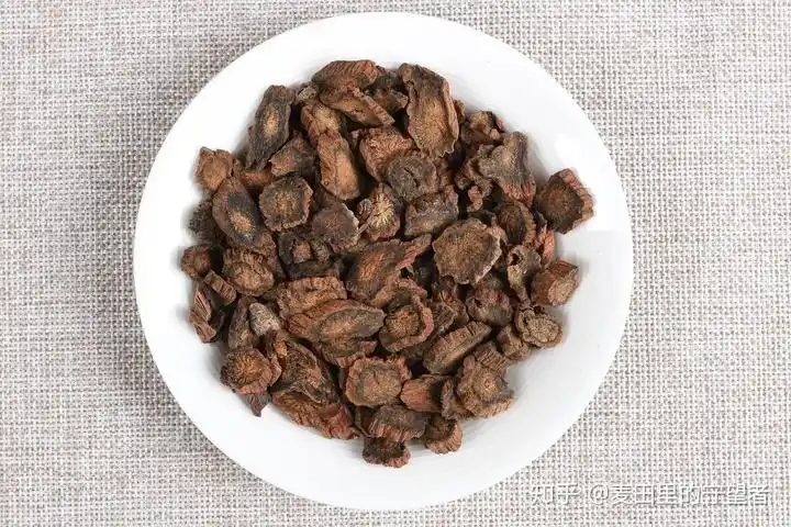 三种不同产地的丹参四川中江山东莒县河北行唐