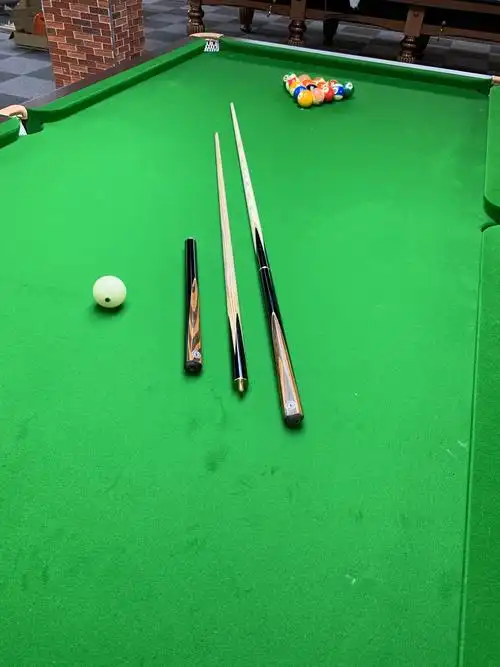 黑八地带台球俱乐部