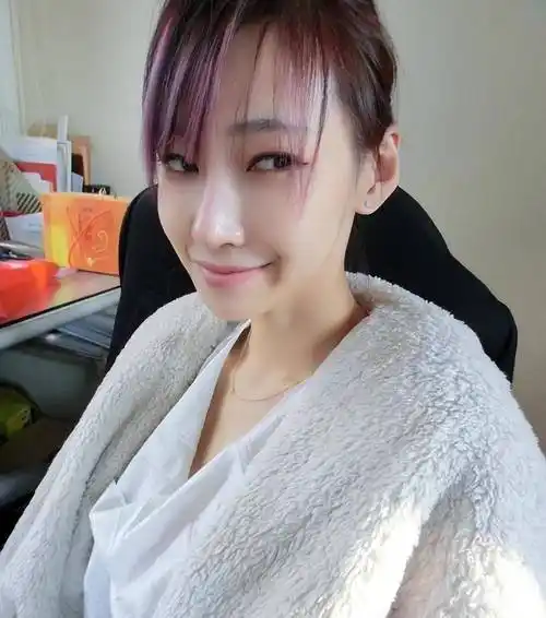 李荣浩《乌梅子酱》大火,前女友陆瑶嘲讽没有她李荣浩写不出好歌