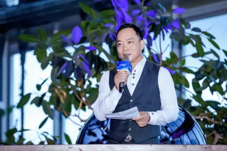 新沪商常务副会长,上海浦江荟餐饮集团董事长周家豪2021让我们汲取