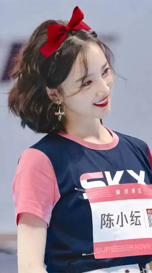 手机壁纸陈小纭