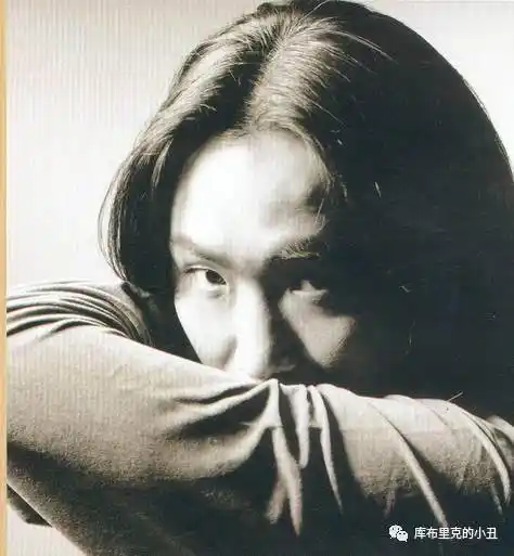 可以说郑中基早期的音乐之路走得很顺遂.