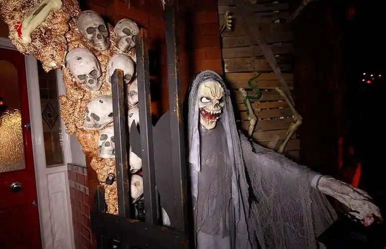 鬼屋探险记作文400字