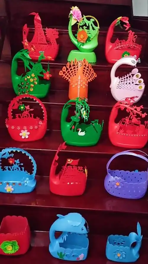 手工花盆#洗衣液瓶的美丽变身,你下次还当垃圾扔吗?主页都有教程哦!