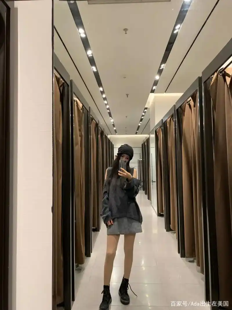 对镜子遮脸手机自拍显腿长人美的绝招