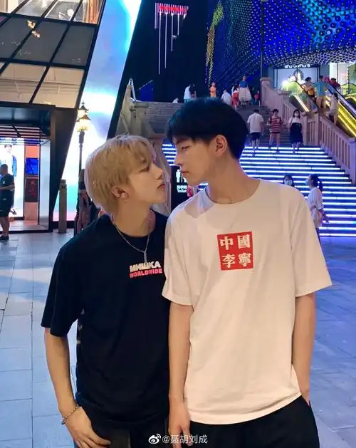 浩浩捏捏7815图片来源于聂胡刘成(捏捏)微博