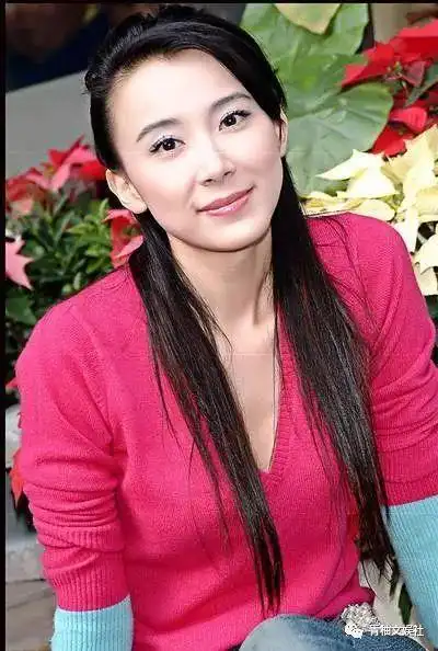 袁立曝女明星为红养小鬼我瞬间想到李晨送范冰冰那个暗黑娃娃