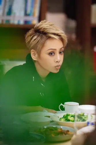 宁静美图姐姐的爱乐之城更新