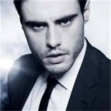 男人头像高清图片成熟霸气超拽男人欧美范头像图片大全