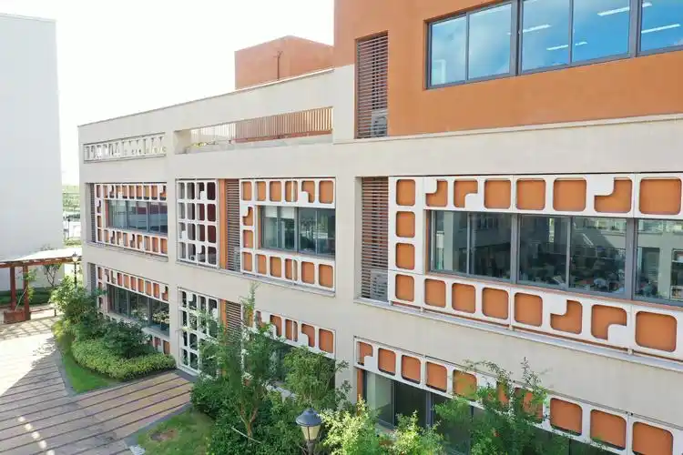 苏州湾实验小学grc幕墙