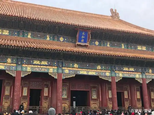 太和殿门口