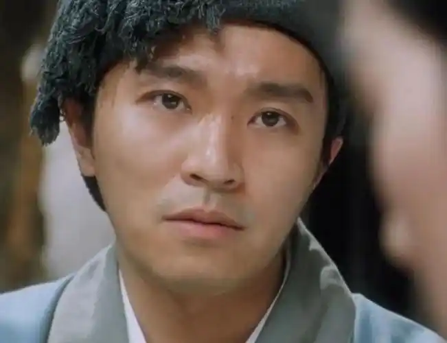 周星驰进军微短剧,与小杨哥合影引猜测 -zaker新闻