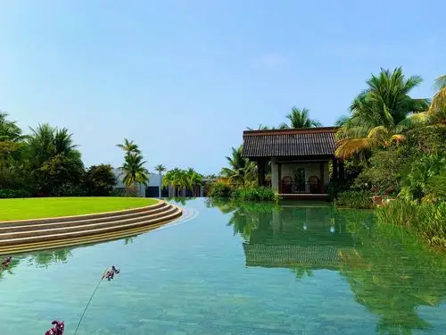 三亚土福湾嘉佩乐度假酒店(全部是倒影 手机拍摄)