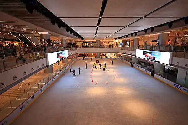 室内溜冰场_室内溜冰场图片