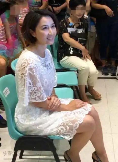 55岁关咏荷近照曝光昔日tvb当家花旦如今变成这样了