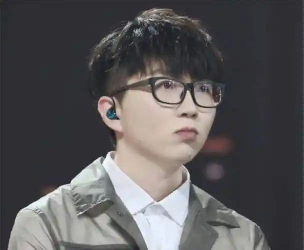 毛不易《消愁》不算啥,而他仅唱21字却火了10年_华晨宇_许嵩_时候