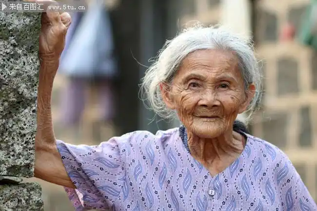 南轩村长寿老人 农村风景摄影图片-高清图片-百图汇设计素材