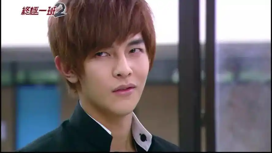 被张馨予骂变态,flop成网剧专业户的汪东城恋上日本模特?