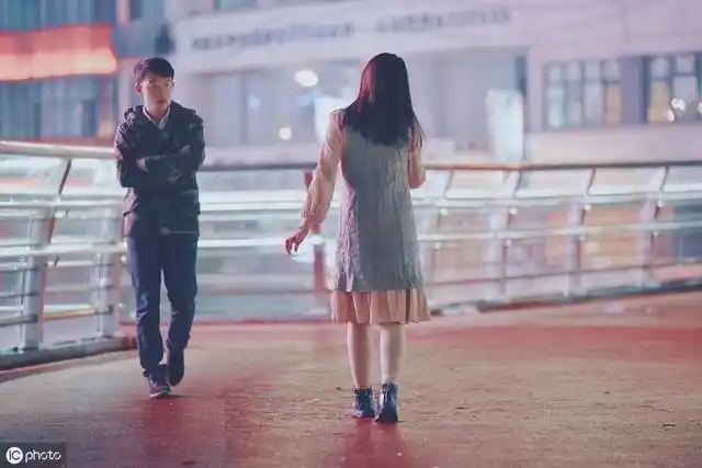 【合婚解析】乾造:壬戌 甲辰 壬午 丁未,起大运周岁:2岁 2个月 16天