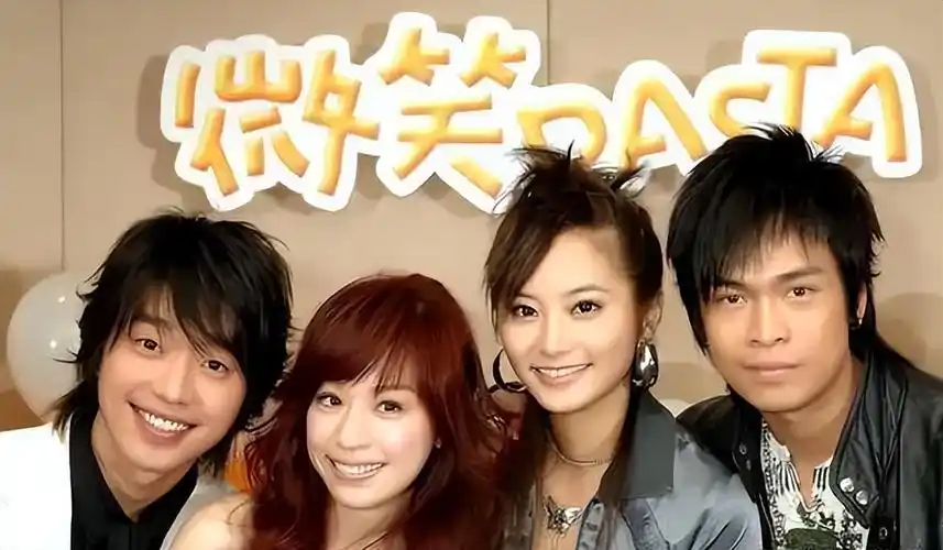 不仅如此,网上还传来消息,称由王心凌,张栋梁主演的台偶剧《微笑pasta