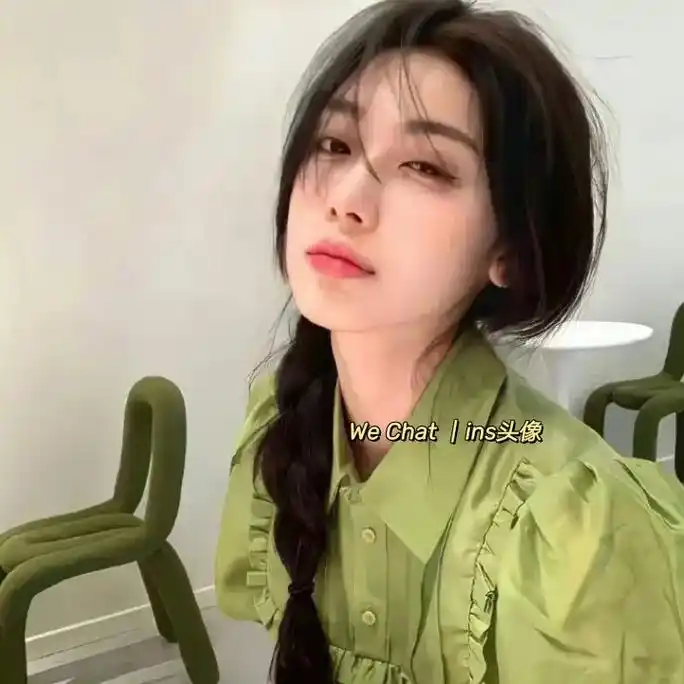 " 理想和现实隔着个生活 " #女生头像  - 抖音