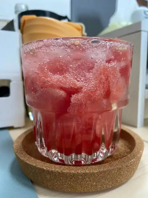 水冰美式葡萄汁荔枝水青柠汁养乐多#夏日冰饮  #冰美式  #自制饮品