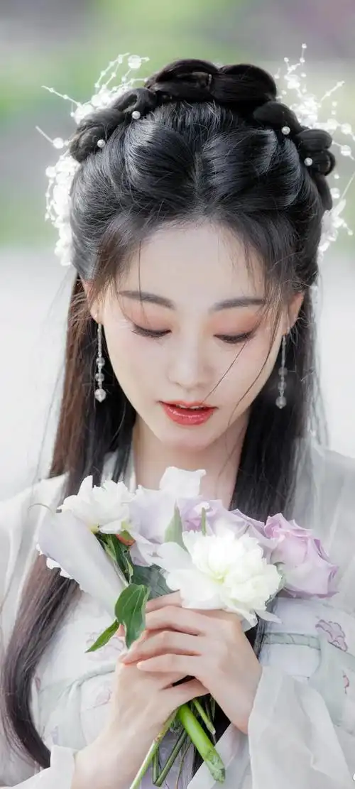 美女系列壁纸第947期-古装造型的祝绪丹