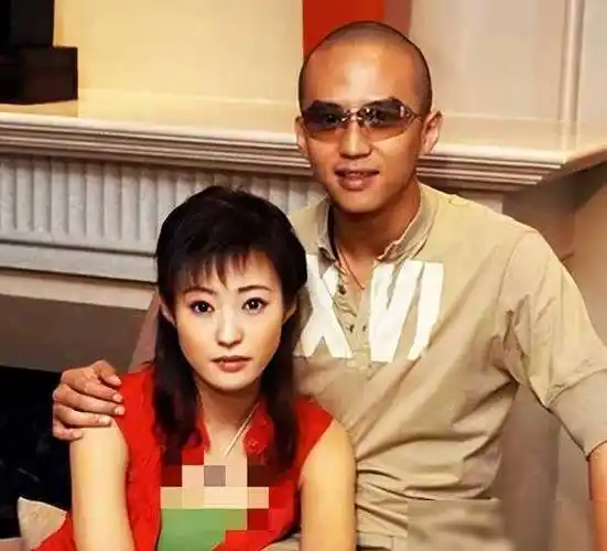 孙俪与邓超面临财产大战,各自选择应对的