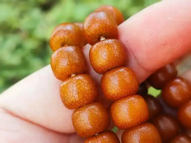 菩提根手串如何盘玩,才不会脏兮兮的?