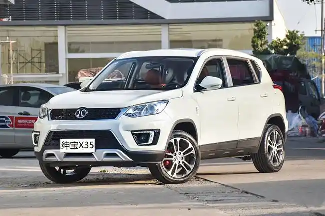 北汽绅宝x35价格直降2万元 店内现车热销