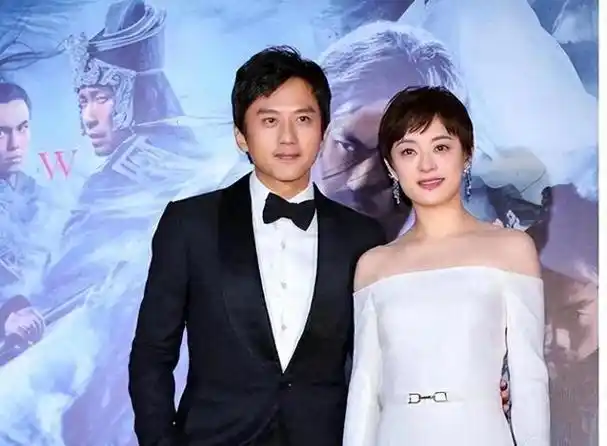 孙俪高调发文"喊话"老公邓超无反应,谈论区却被消亡