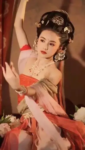 方媛早年日系写真(方媛古装造型太惊艳)(2)